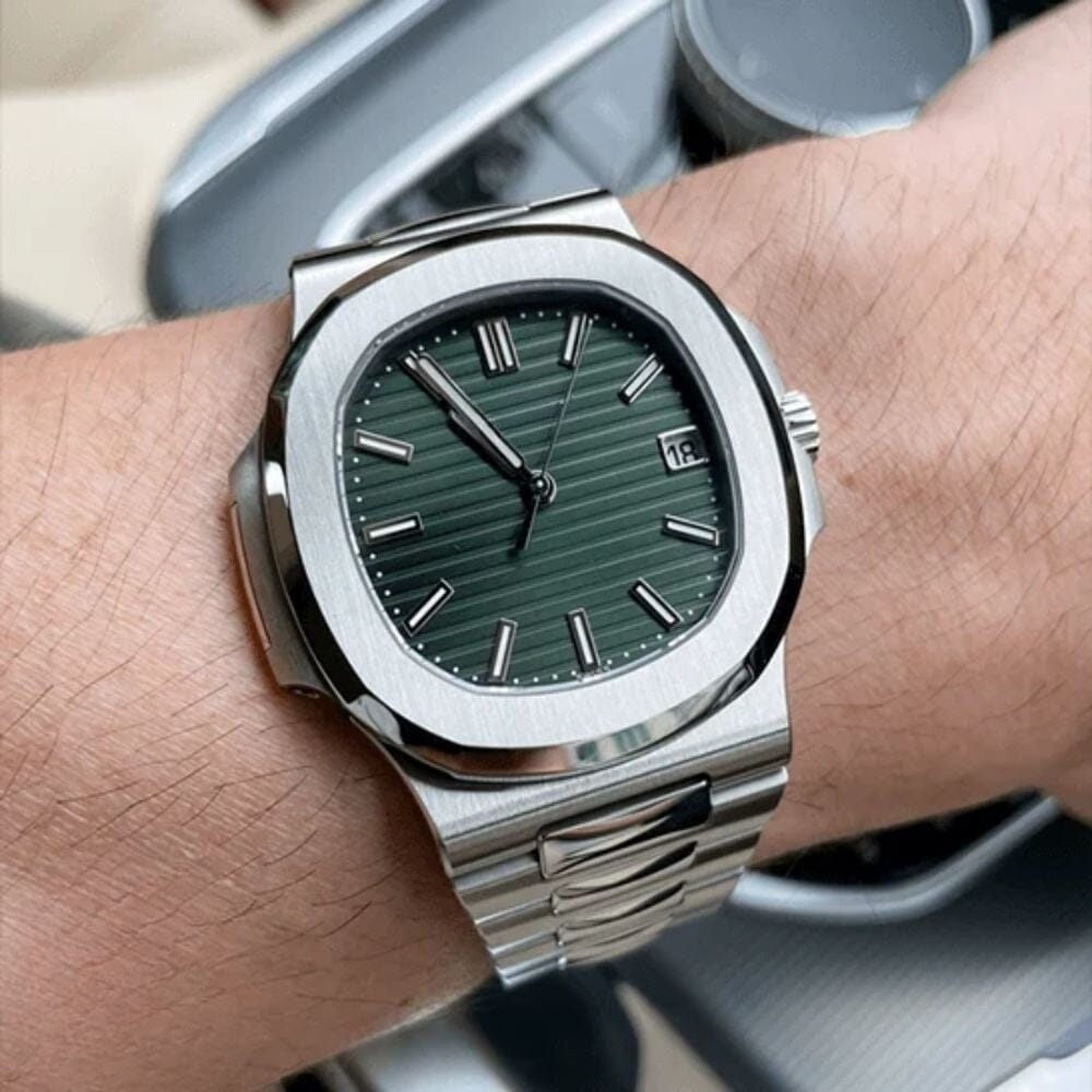 Nautilus 5711/1A-014 "Olive Green" Luxury Watch