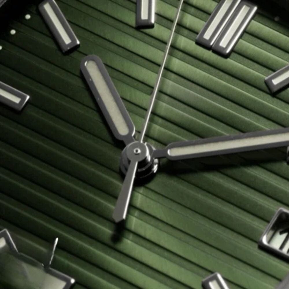 Nautilus 5711/1A-014 "Olive Green" Luxury Watch